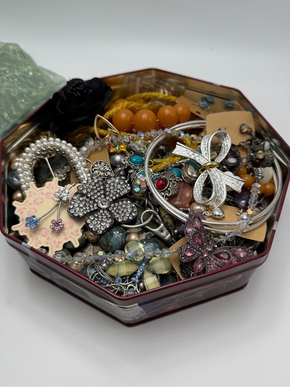 Vintage Tin of Ready to Wear Jewelry